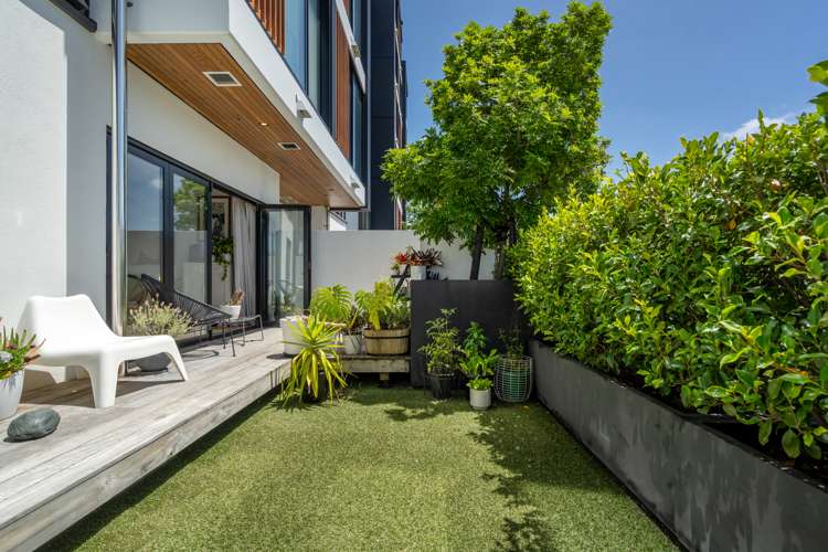 G02/74 Anzac Street Takapuna_2