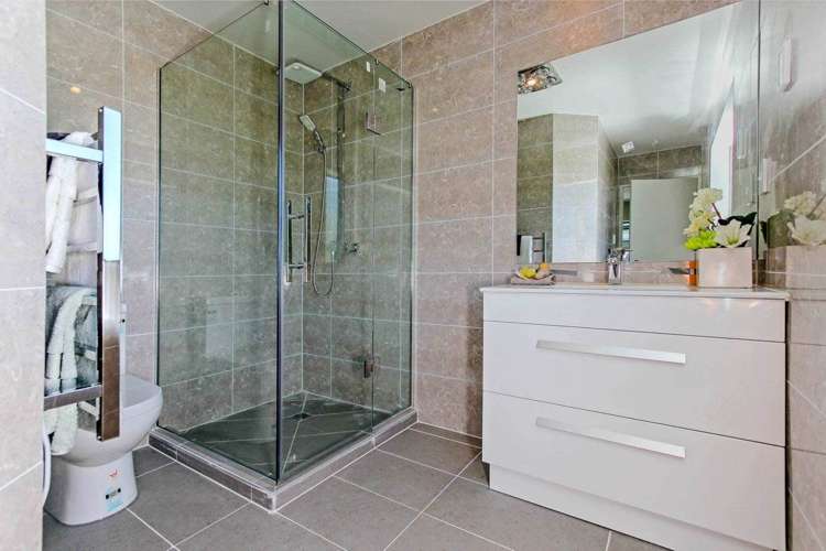 1112a New North Road Mount Albert_13