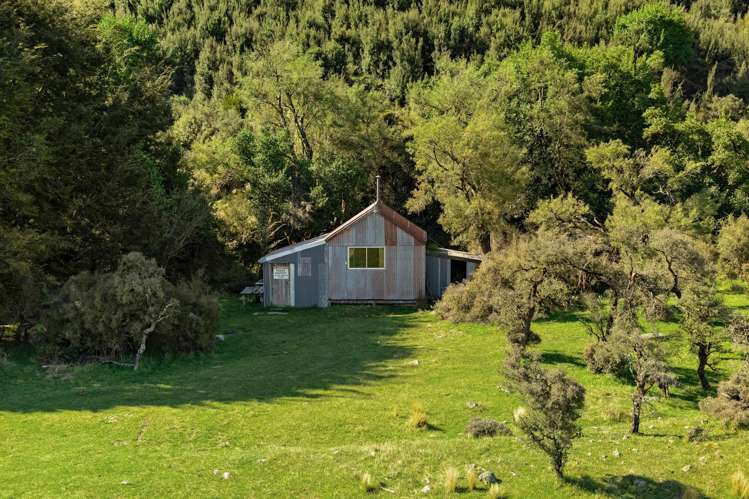 Mount Algidus Station Lake Coleridge_32