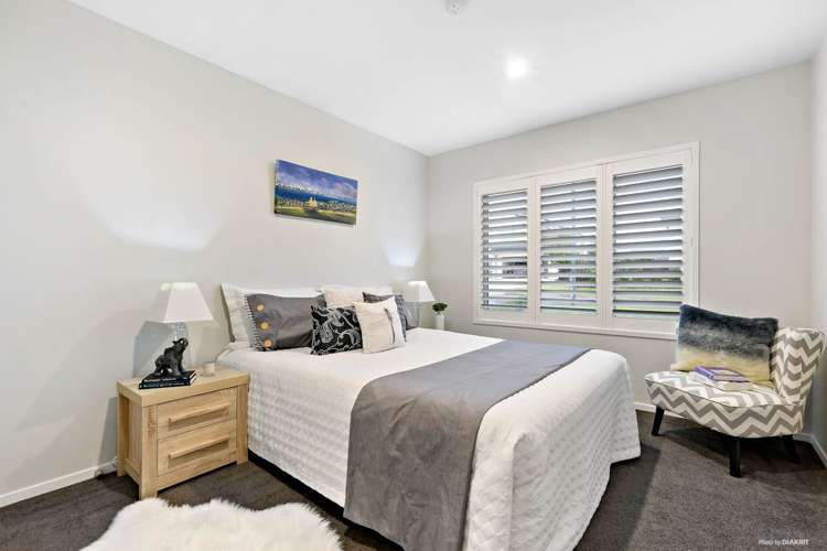 33 Constellation Avenue Beachlands_16