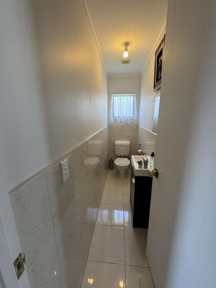 68 Newington Road Henderson_8