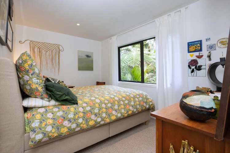 324 Huia Road Titirangi_17