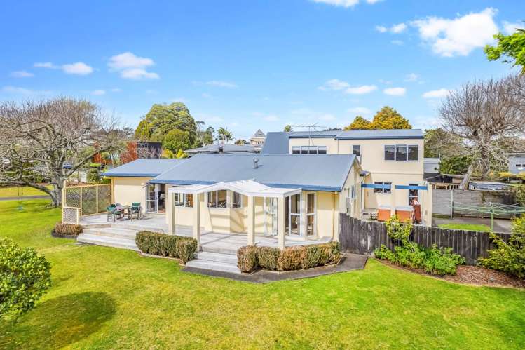 85 The Terrace Herald Island_2