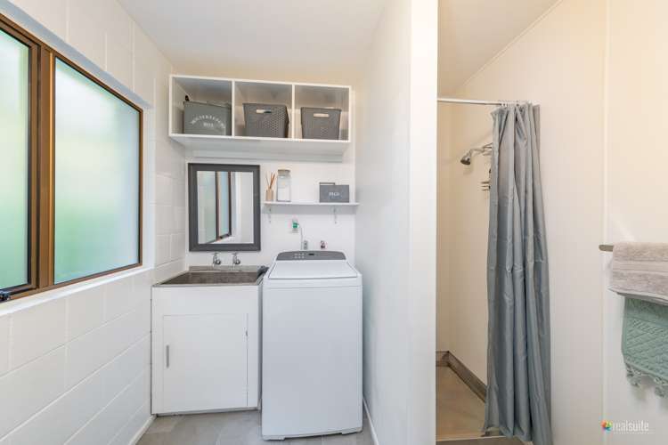 8 Chichester Drive Pinehaven_19