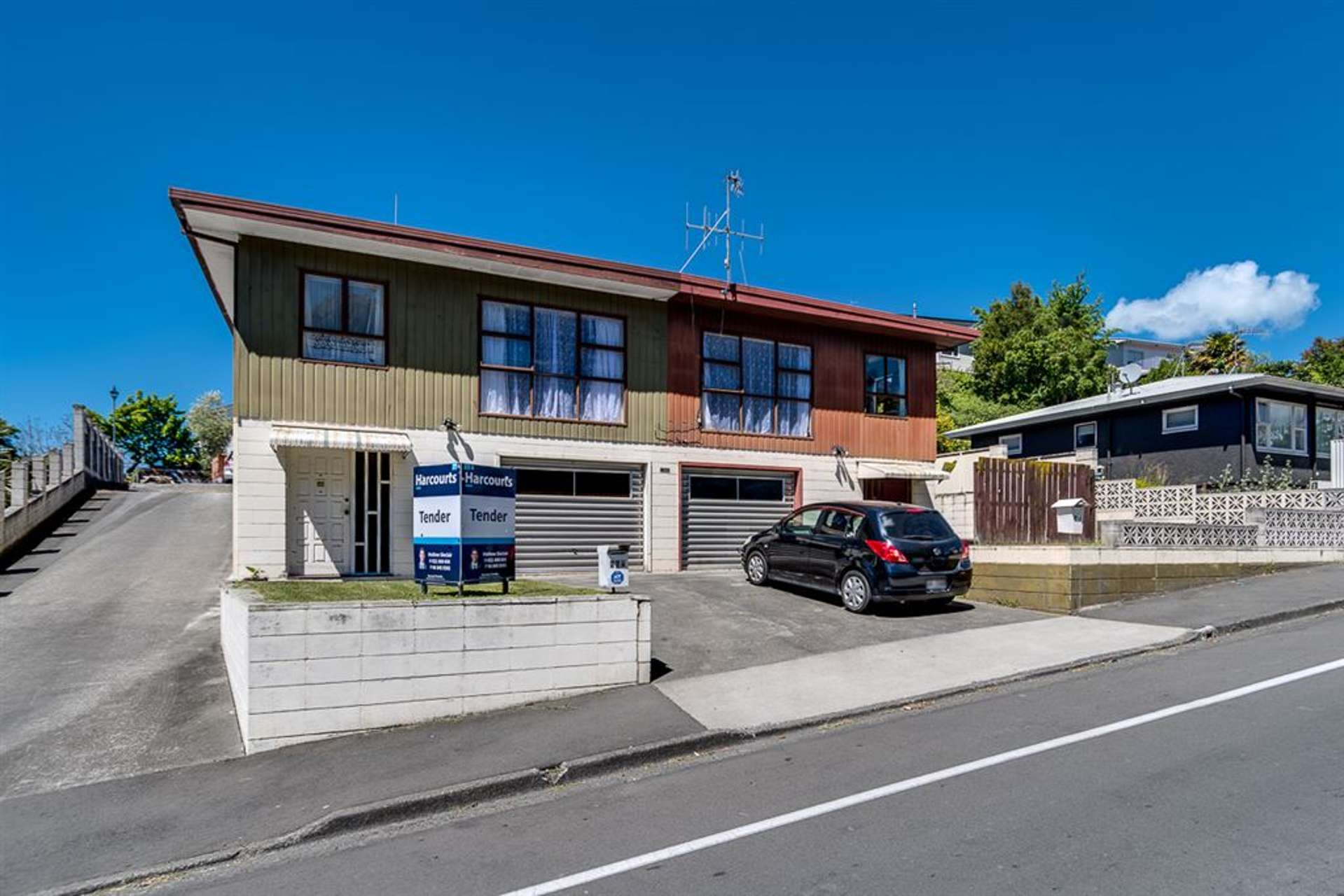 2/77 Shakespeare Road Bluff Hill_0