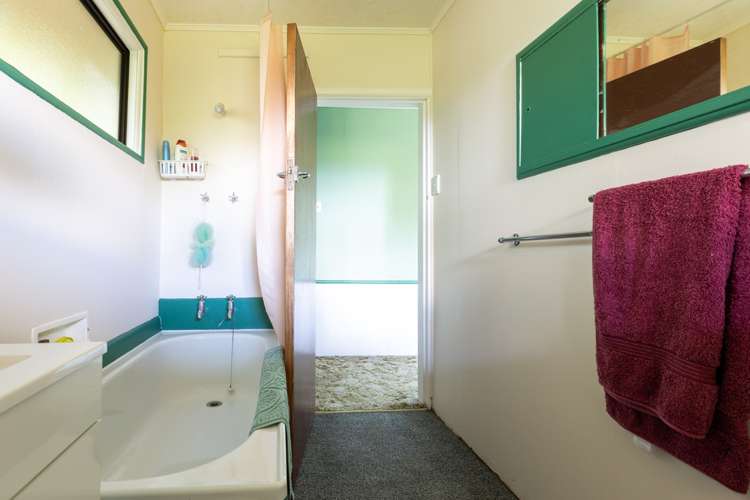 186 The Ridgeway Stoke_14