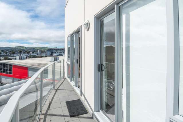 18/90 Customhouse Street Gisborne_3