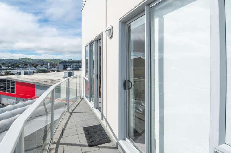 18/90 Customhouse Street Gisborne_3
