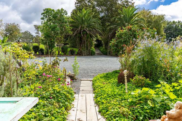 2239B State Highway 12 Paparoa_2
