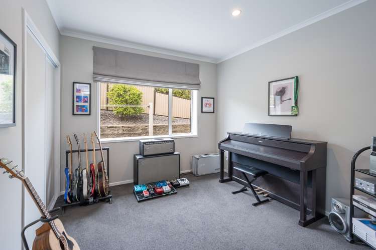 3 Norfolk Place Stoke_23