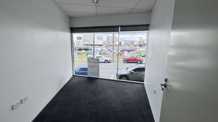 A/12 Osterley Way Manukau_12