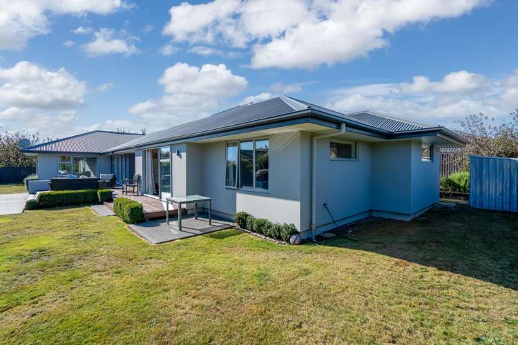 6 Mullion Lane Burwood_23