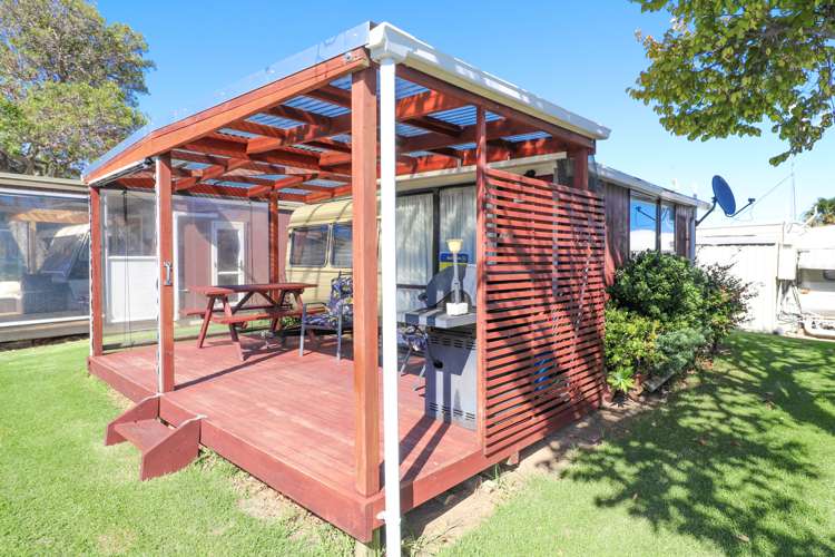 C15 - 473 Thames Coast Road_3