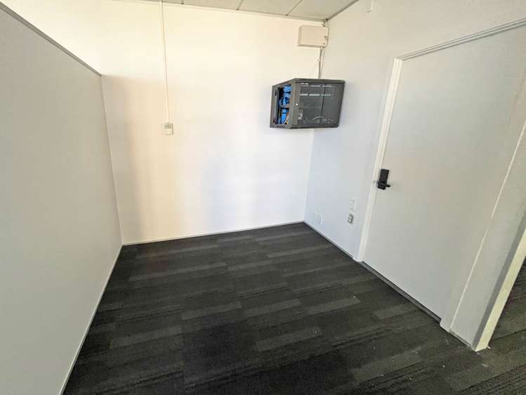 Unit B, L/15 Osterley Way Manukau_6