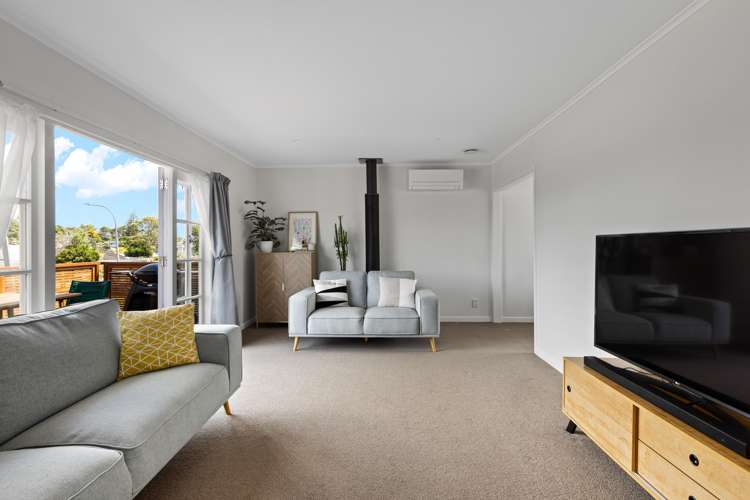 15 Gill Avenue Te Atatu Peninsula_7