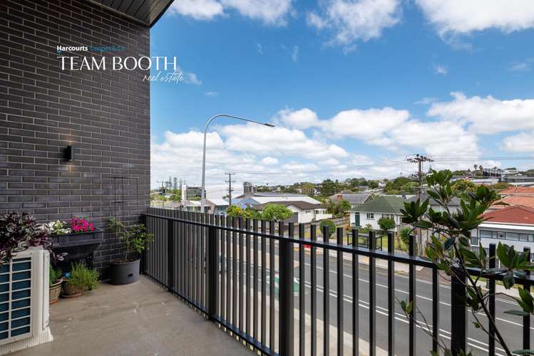 202/165 Lake Road Northcote_4