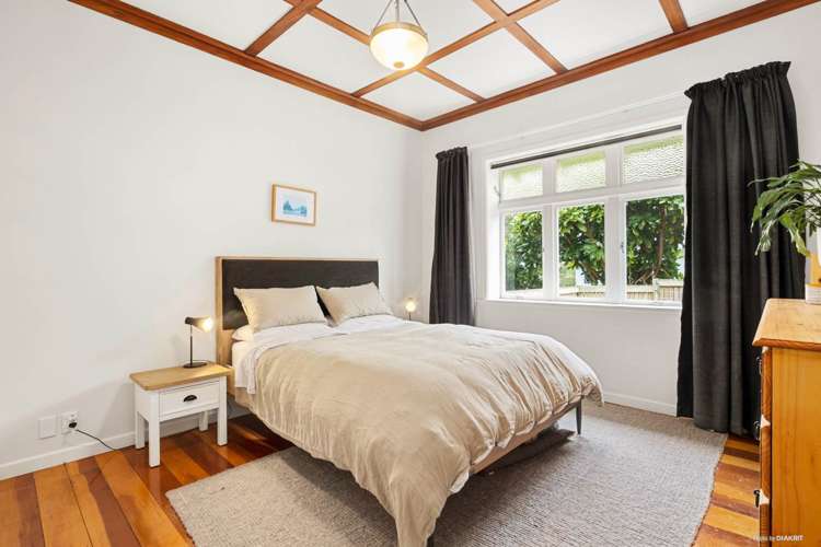 703b New North Road Mount Albert_10