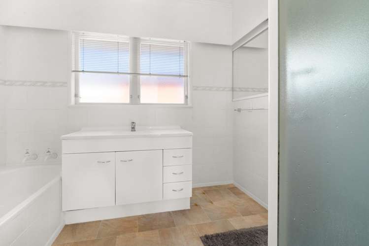 75 Lawrence Crescent Hillpark_9