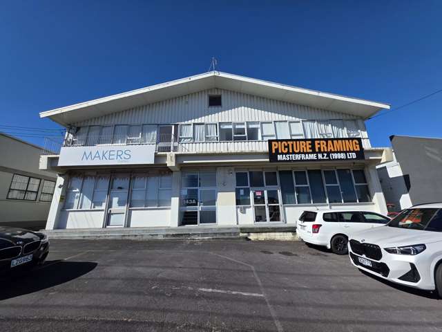 Prime commercial location in Mount Wellington