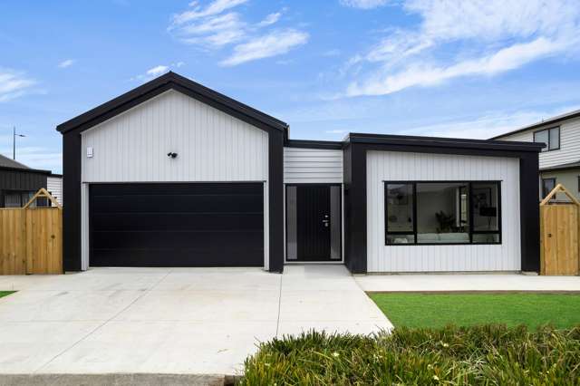 Charming Family Home in Clarks Beach