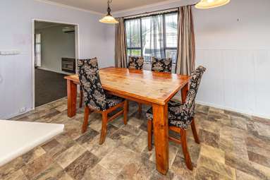 8 Tongariro Street_3