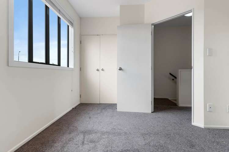 5/21 Armoy Drive East Tamaki_8