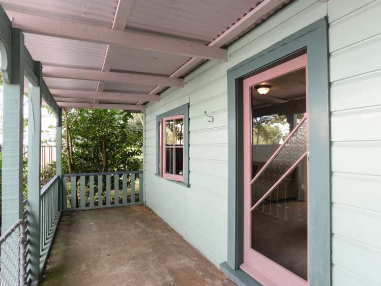 816 Lawrence Street Akina_25