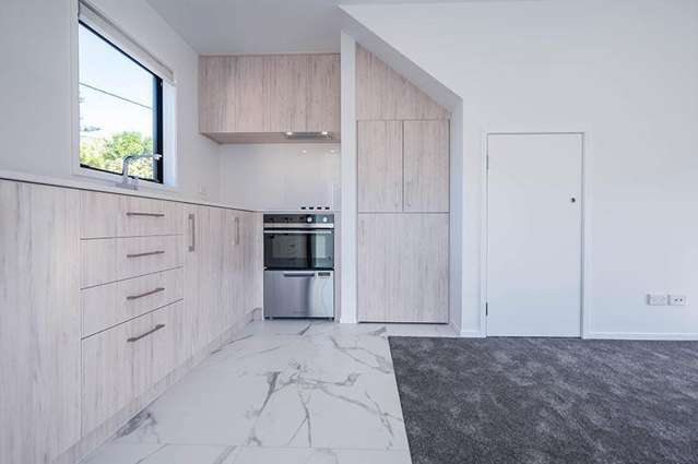 C/17 Lowtherhurst Rd Massey_2