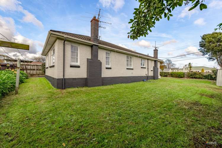 10 Merton Street Trentham_17