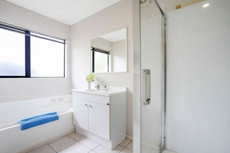 2/12 Lowburn Place Clover Park_6