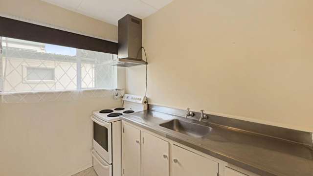 6/93 Racecourse Rd Sockburn_1