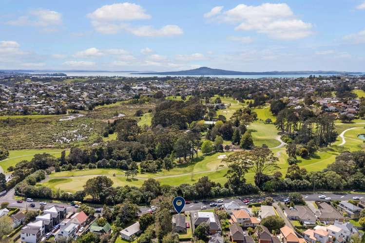 197 Abbotts Way Remuera_18