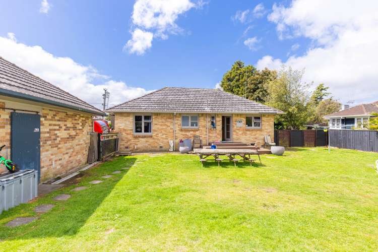 11 Wall Street Nawton_3