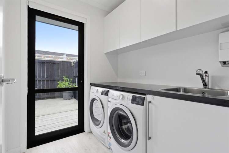 23 Puhirake Crescent Pyes Pa_20