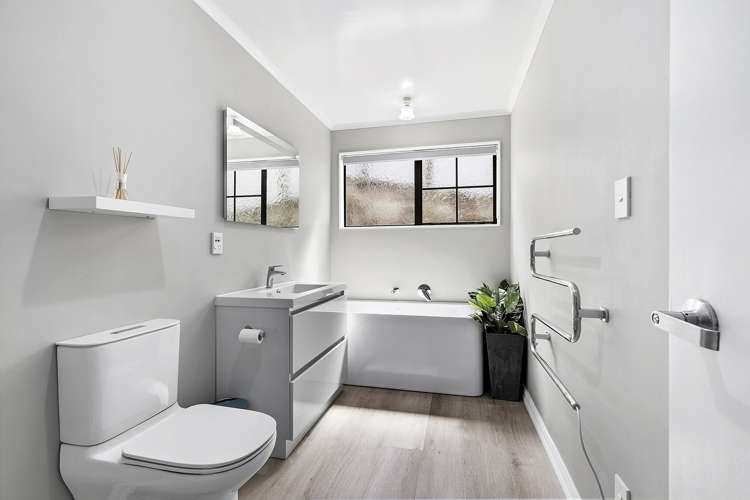 16 Ordley Grove Tawa_11