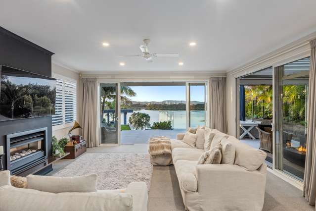 54 Pohutukawa Avenue Red Beach_4