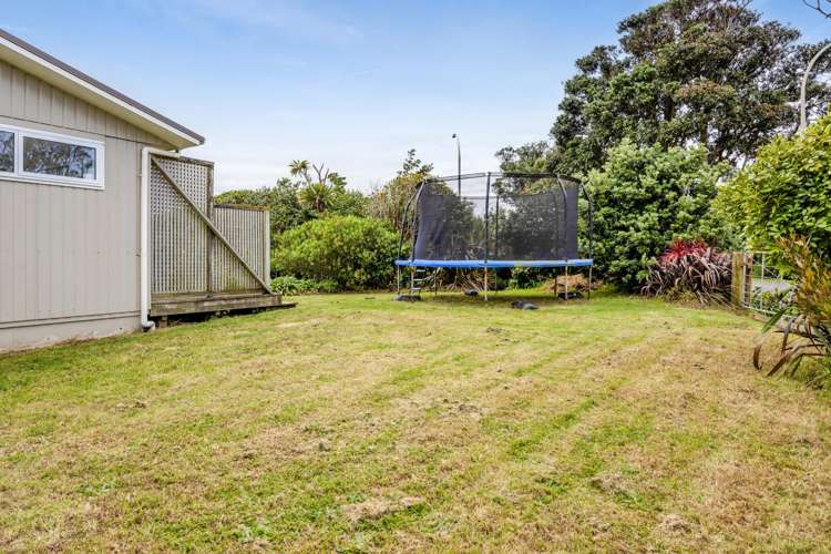 1 Pohutukawa Drive Opunake_16