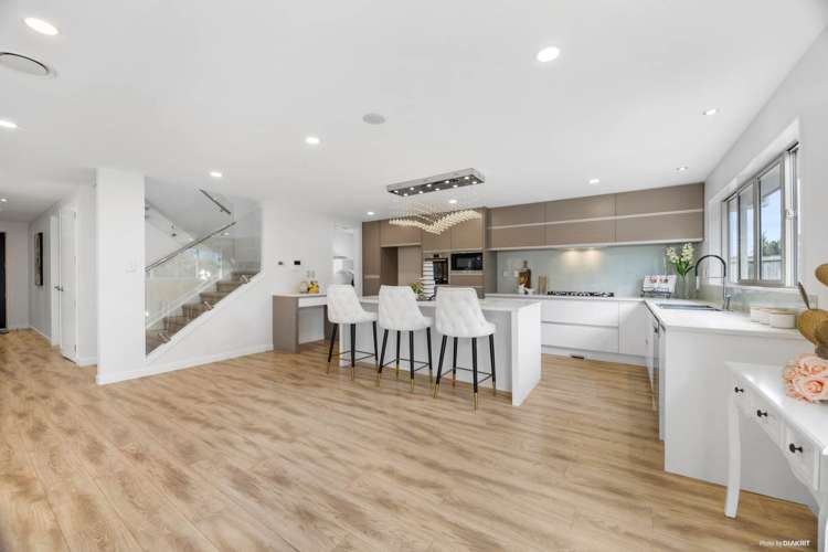 2/89 Waipuna Road Mount Wellington_10