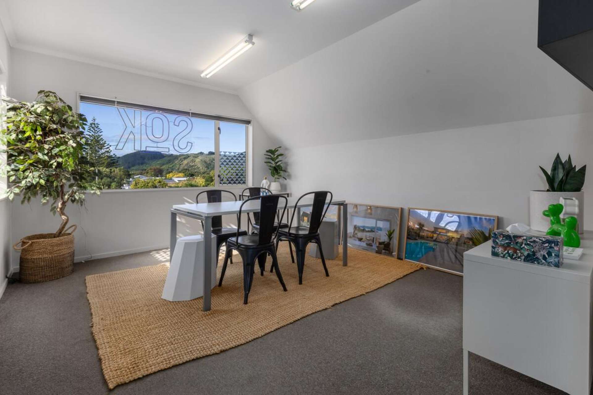 Unit 1, 33 Kapiti Road Paraparaumu_0