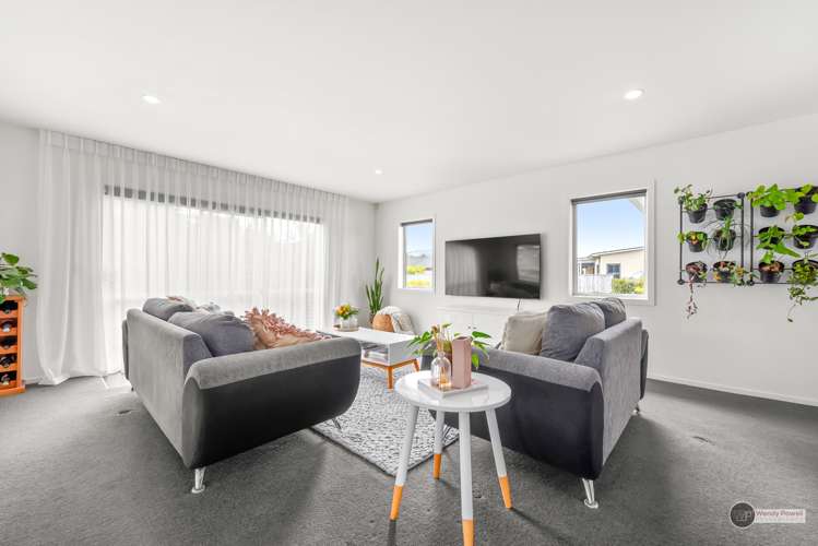 4a Sunstone Crescent Brown Owl_4