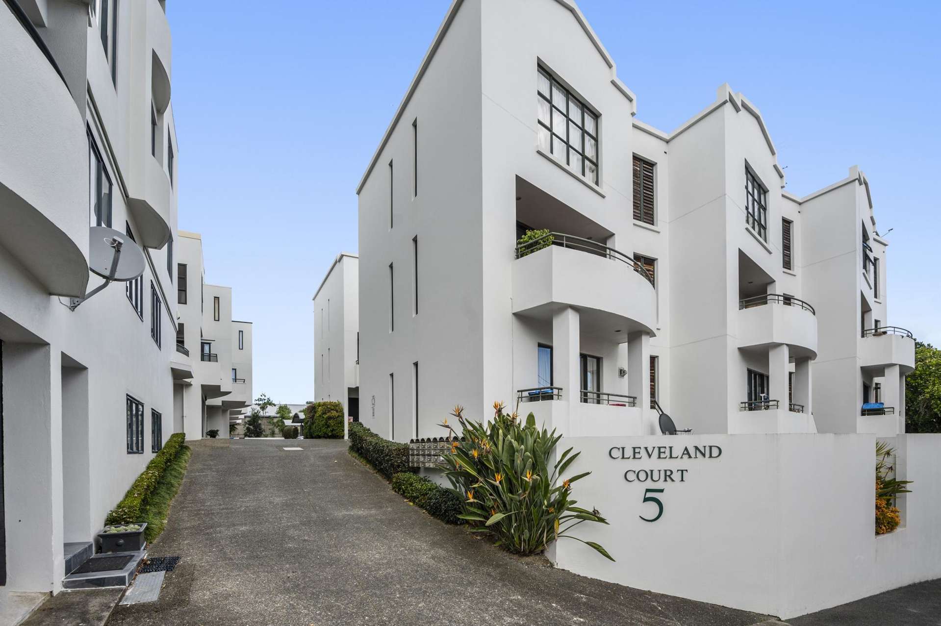 5p Cleveland Road Parnell_0