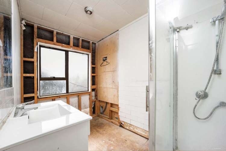 2/18 Elizabeth Drive West Harbour_7