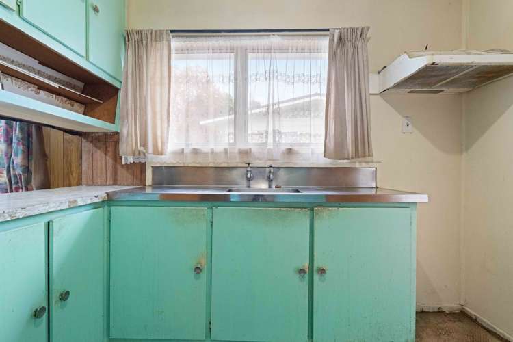 12 Mckinstry Avenue Mangere East_6