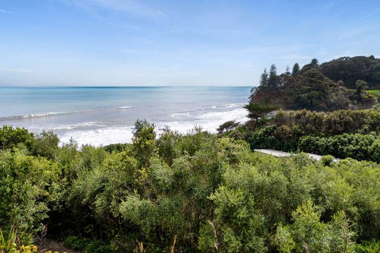 30 Beach Road Waiiti_18