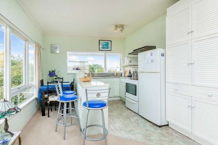 15 Tirimoana Road Te Atatu South_20