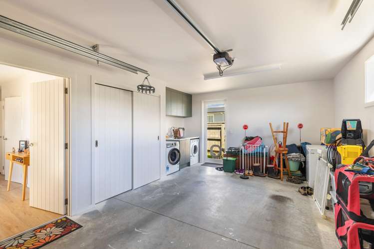 6 Toutouwai Lane Inglewood_18