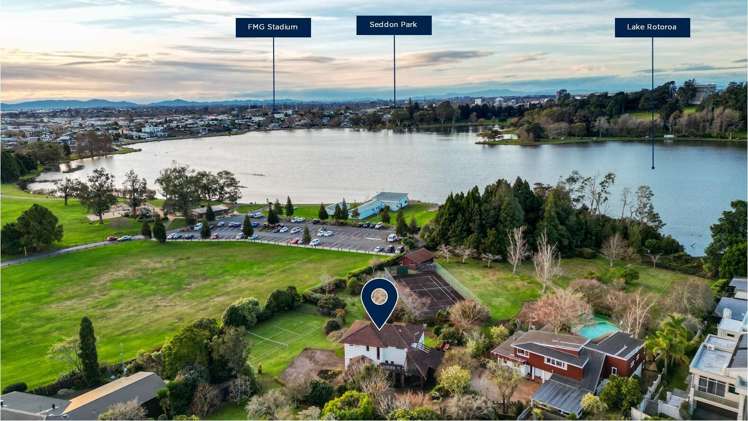 148 Lake Crescent Hamilton Lake_3