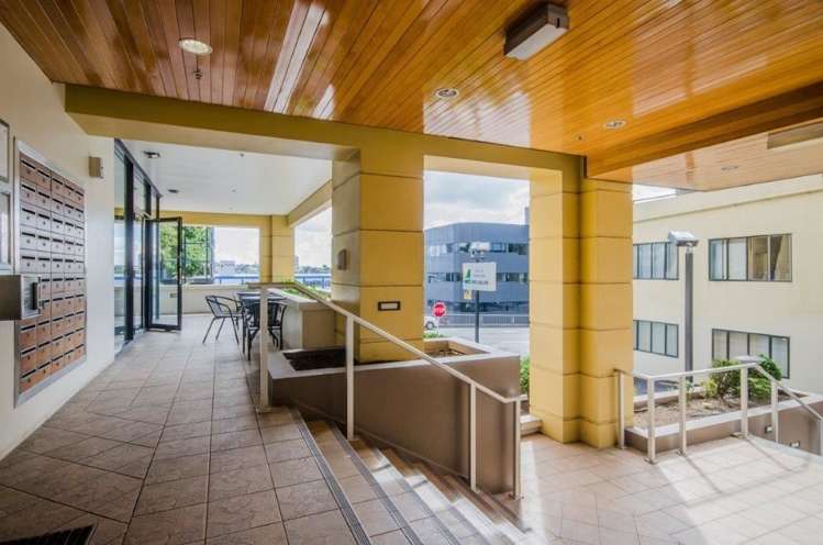 7a/92 Nelson Street Auckland Central_11