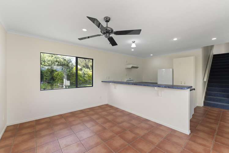 9 Caughley Place Otaki Beach_3