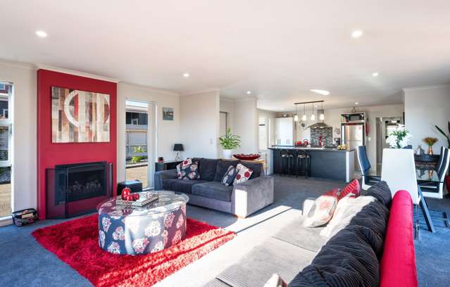 8 Gershwin Grove Stoke_3